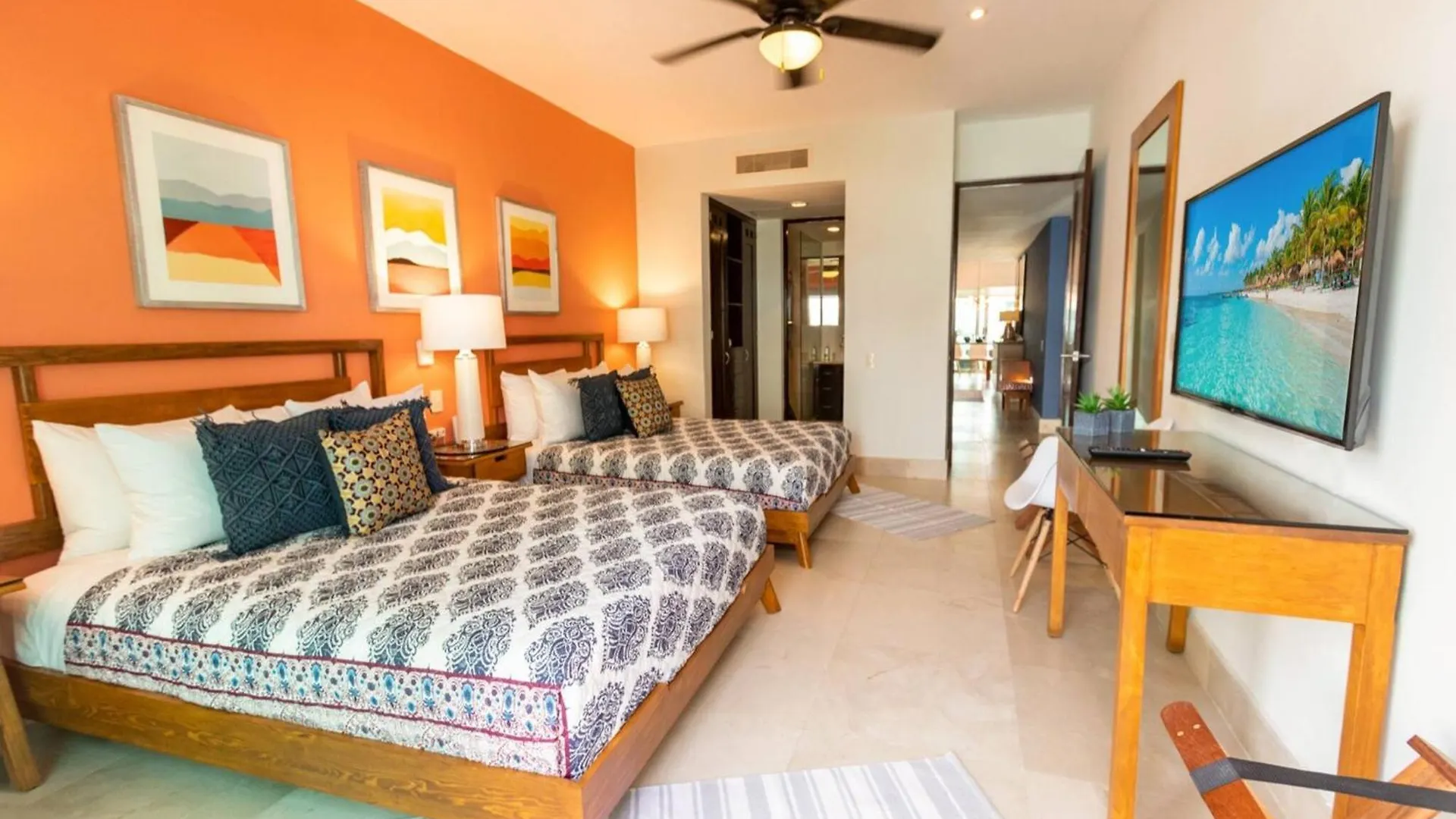 Modern 2 Bedroom Condo Colorful And Creative - At Via 38 Condos A13 Playa del Carmen 0*,