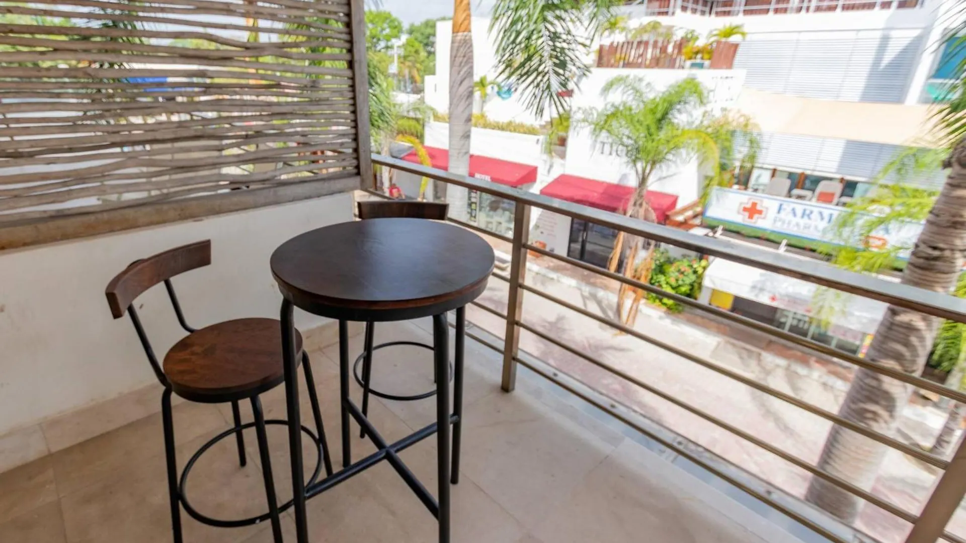 Prázdninový dům Modern 2 Bedroom Condo Colorful And Creative - At Via 38 Condos A13 Playa del Carmen